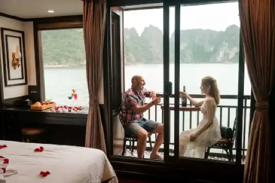 Le Theatre Cruises - Wonder on Lan Ha Bay - 10