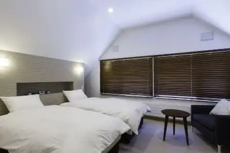 Greystone - 4
