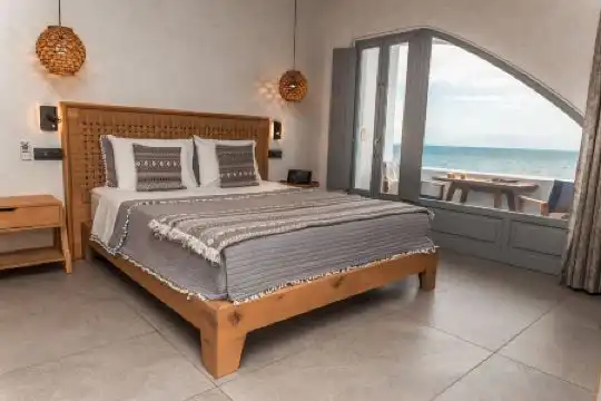 Almyra Oia Suites - 38