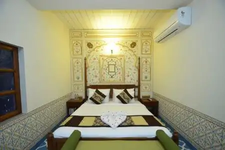 Nirbana Palace - A Heritage and Spa - 16