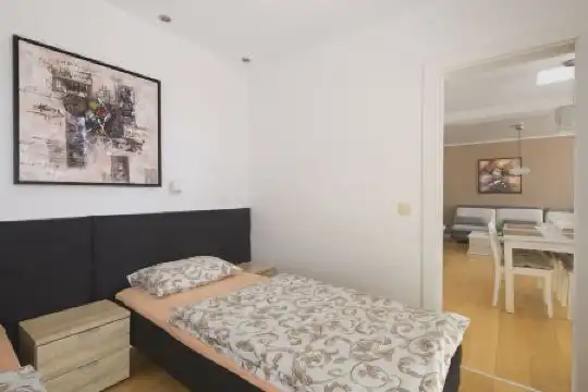 Vila Tamburic - 10