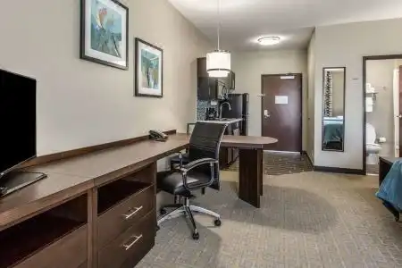 MainStay Suites - 36