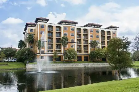Floridays Orlando Two & Three Bed Rooms Condo Resort - 0