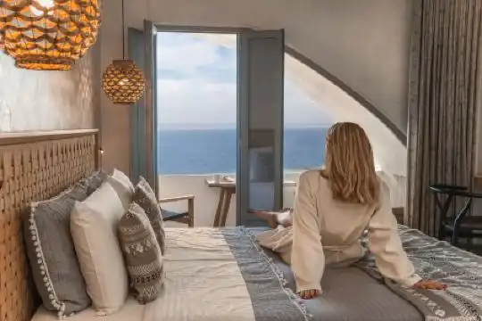 Almyra Oia Suites - 37