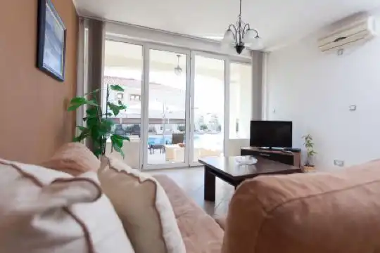 Vila Tamburic - 88