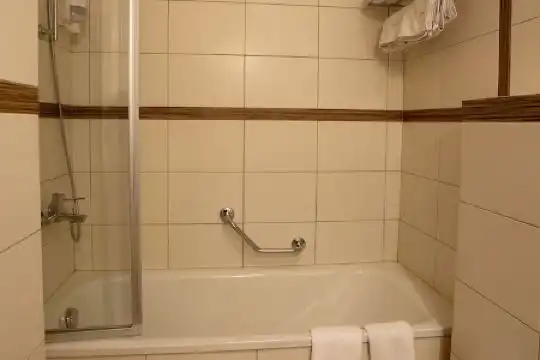 Enthusiast I Signature Place - 32
