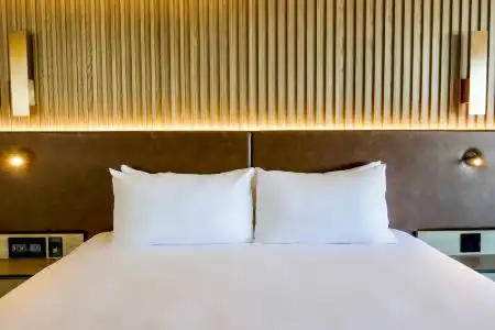 La Jolla Cove Suites - 28