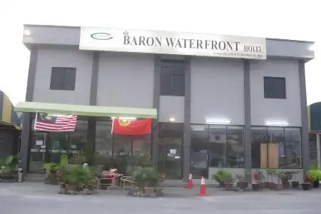 The Baron Water Front - 6