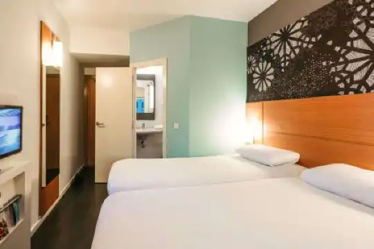 Ibis Casanearshore - 8