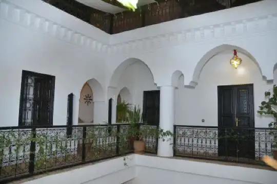 Riad Ailen - 21