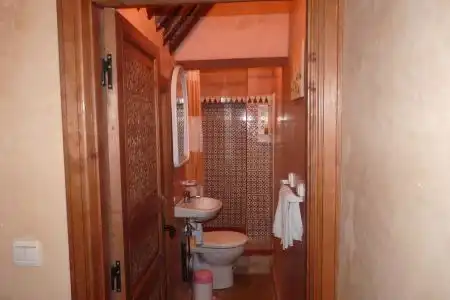 Riad Marlinea - 38