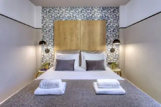 The Pinnacle Athens - 100