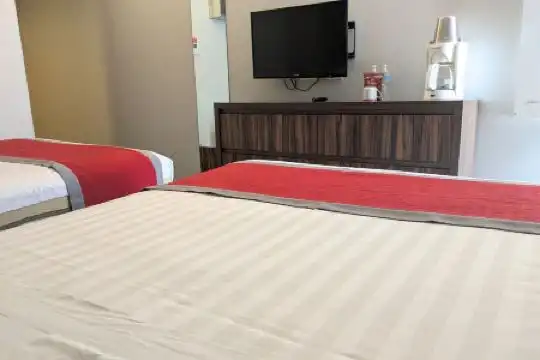 Block Suites - 19