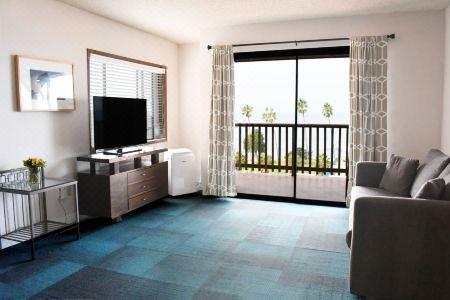 La Jolla Cove Suites - 49