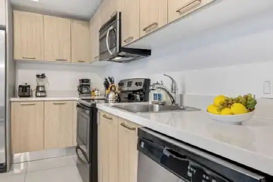 Habitat Brickell I Sextant - 183