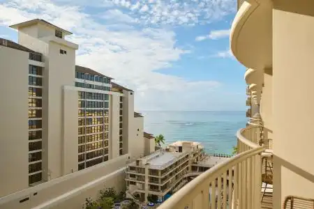 Outrigger Reef Waikiki Beach Resort - 175