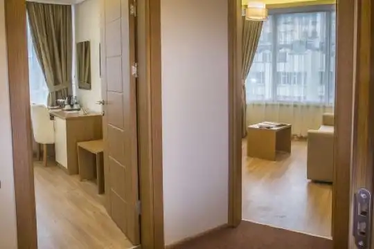 Lort Otel - 24
