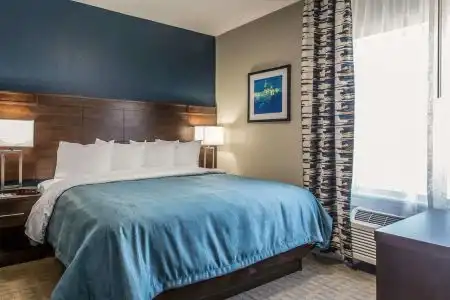 MainStay Suites - 23
