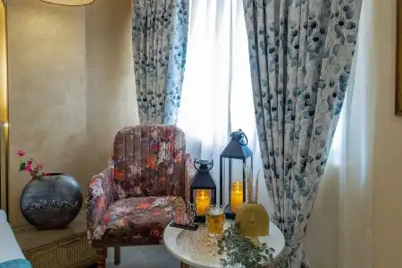 Sarang Palace - Boutique Stays & Candlelight Dining - 25