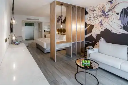 Emerald Suites - 19