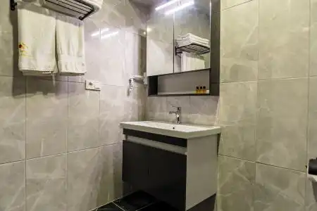 Gul Otel - 80