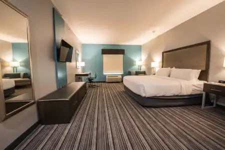 Holiday Inn Express & Suites Houston - Hobby Airport Area, An Ihg - 0