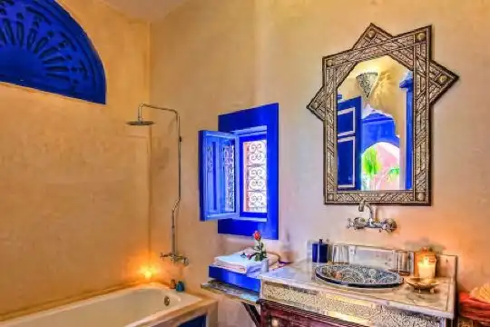 Riad Kaiss By Anika - 124