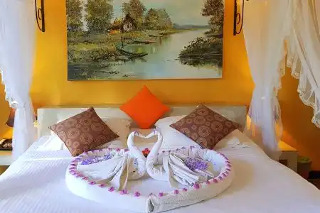 Flower Garden Lake Resort - 7