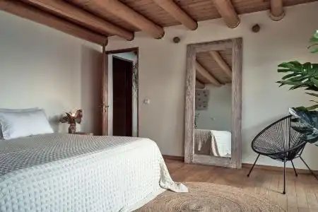Gloria Maris Suites and Villa - 25