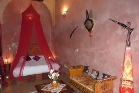 Riad Marlinea - 10