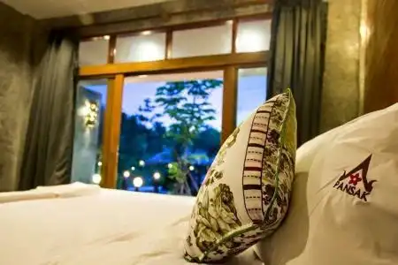 Ruean Thai Nai Bang by PANSAK Resort - 23