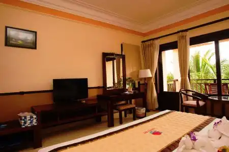 Golden Coast Resort & Spa - 44