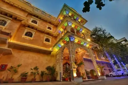 Nirbana Palace - A Heritage and Spa - 2
