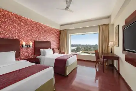 Ramada by Wyndham Jaipur Jaisinghpura - 2