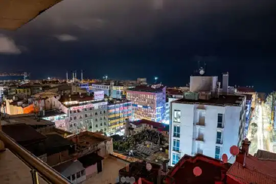 Lort Otel - 13