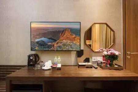 EMERALD BAY & SPA - 106