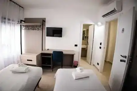 Seven Kings Relais - 2