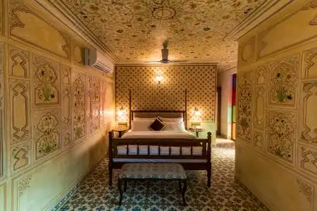 Nirbana Palace - A Heritage and Spa - 36
