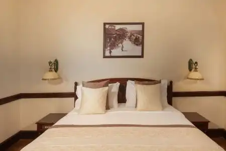 The Grand - 55