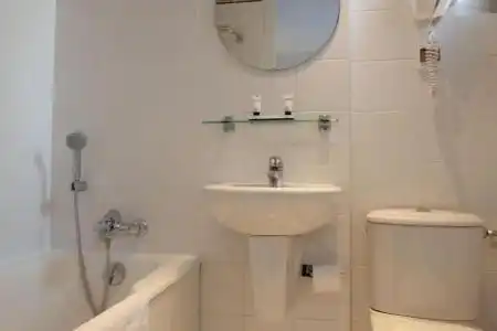 Hôtel Atlantis - 11