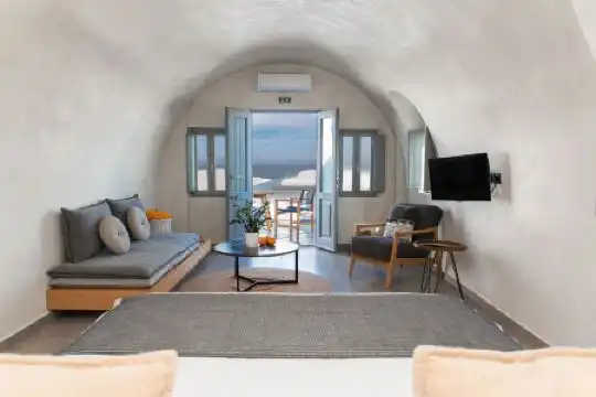 Almyra Oia Suites - 87