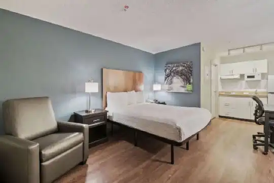 Extended Stay America Suites - Miami - Airport - Blue Lagoon - 23
