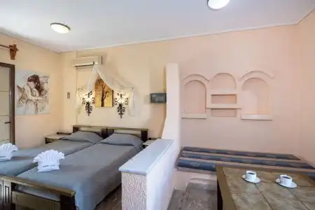 Castle Suites - 90