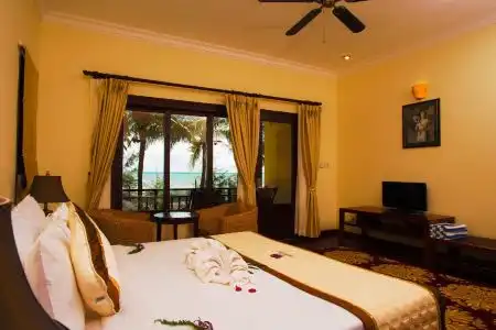 Golden Coast Resort & Spa - 48