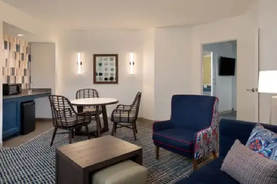 DoubleTree Suites by Hilton Orlando at Disney Springs - 25