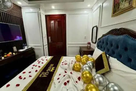 Royal Nhân hòa - 24