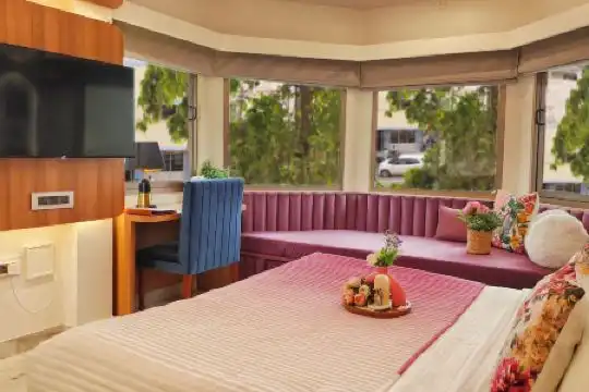 Sarang Palace - Boutique Stays & Candlelight Dining - 151