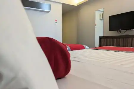 Block Suites - 18