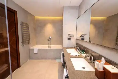 Hilton Garden Inn Afrosiyob - 86