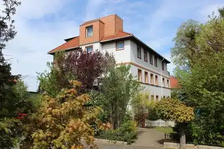 Am Thermalbad - 1